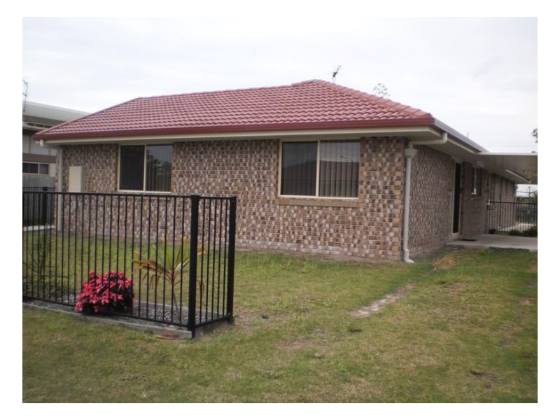 4 Seashore Way, Toogoom QLD 4655