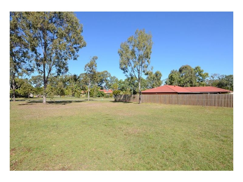 8 Katandra Street, Point Vernon QLD 4655