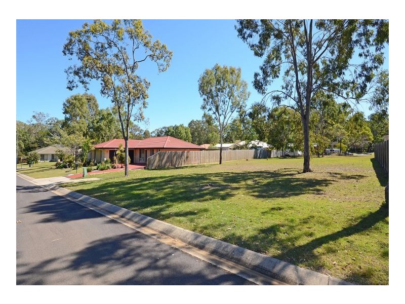 8 Katandra Street, Point Vernon QLD 4655