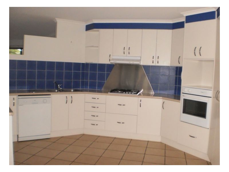 11 Bromiley Court, Dundowran QLD 4655