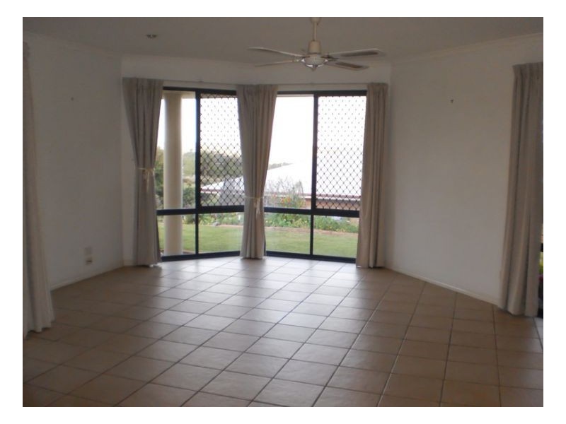 11 Bromiley Court, Dundowran QLD 4655