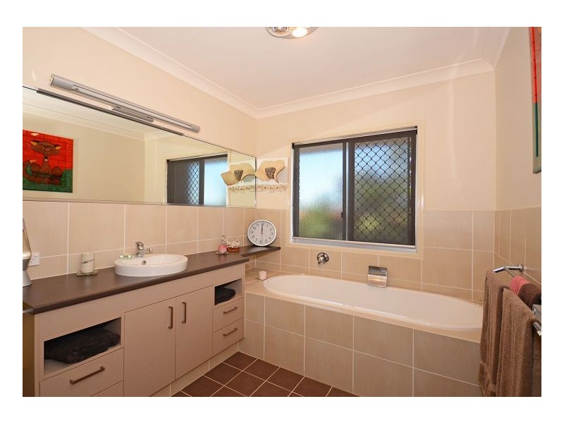 45 Turrum Street, Scarness QLD 4655