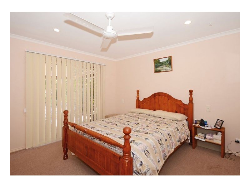 63 North Street, Point Vernon QLD 4655