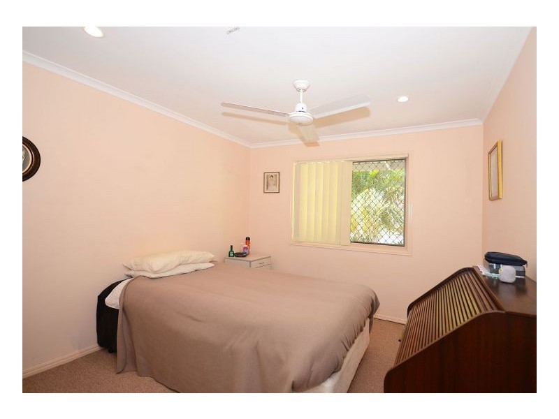 63 North Street, Point Vernon QLD 4655