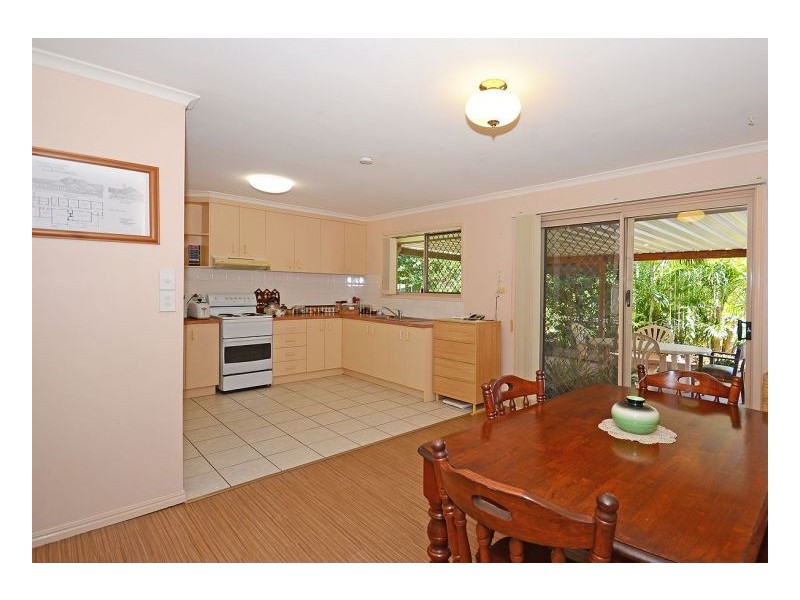 63 North Street, Point Vernon QLD 4655