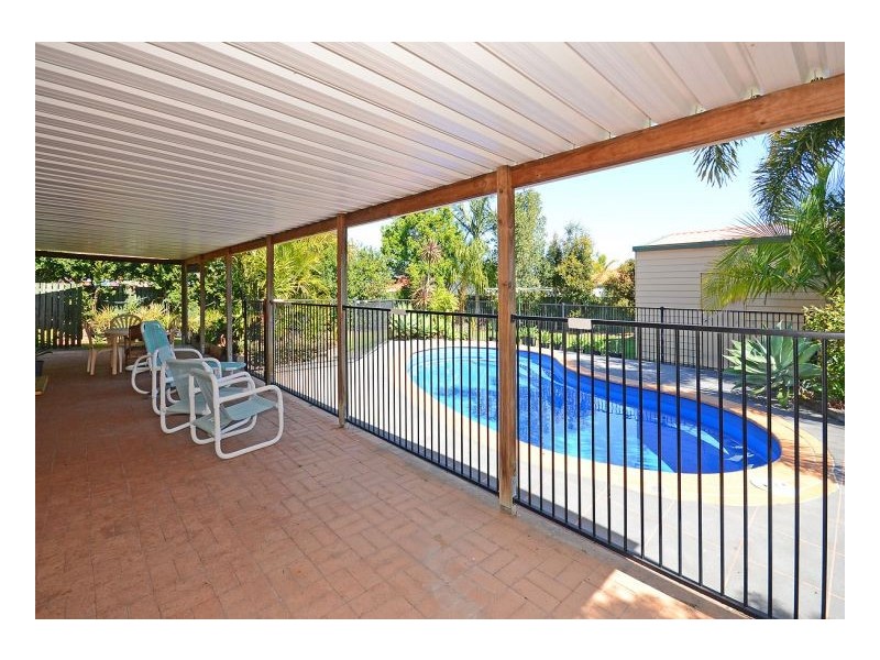 63 North Street, Point Vernon QLD 4655