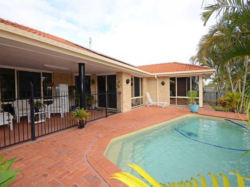 3 Florida Court, Torquay QLD 4655