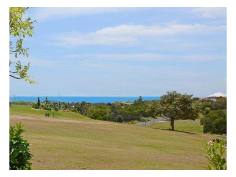 6 Bonnie Place, Craignish QLD 4655