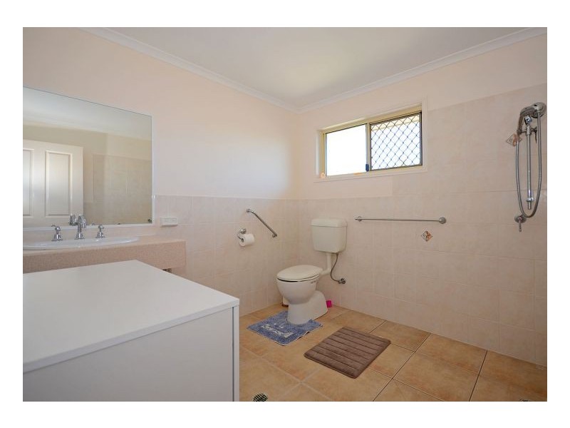 2 Scribbly Gum Court, Urraween QLD 4655