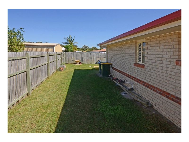 2 Scribbly Gum Court, Urraween QLD 4655