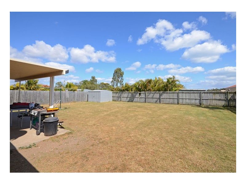 6 Sharyn Court, Point Vernon QLD 4655