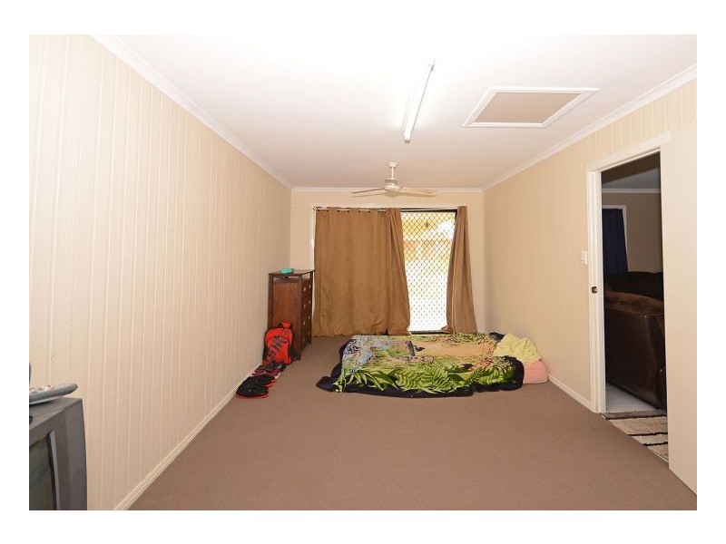 39 Hyperno Road, Point Vernon QLD 4655