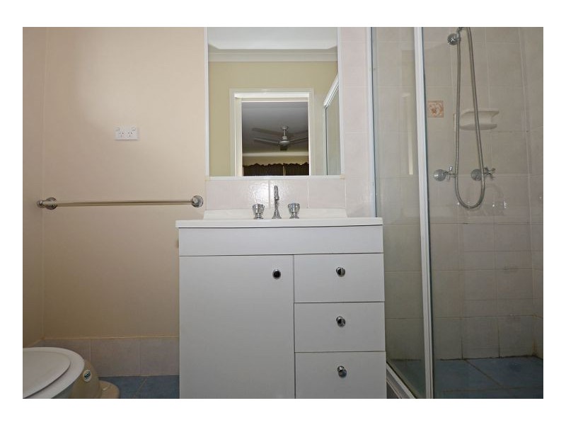 39 Hyperno Road, Point Vernon QLD 4655