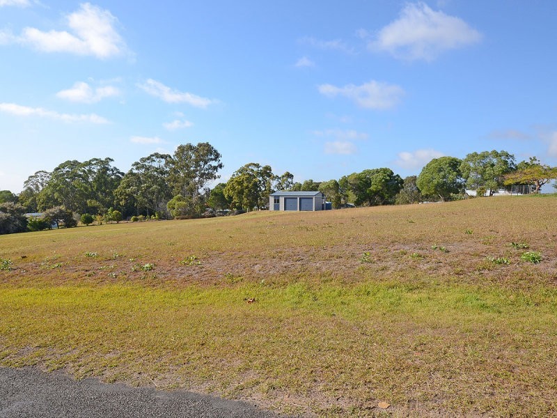 19 Swan Drive, Booral QLD 4655