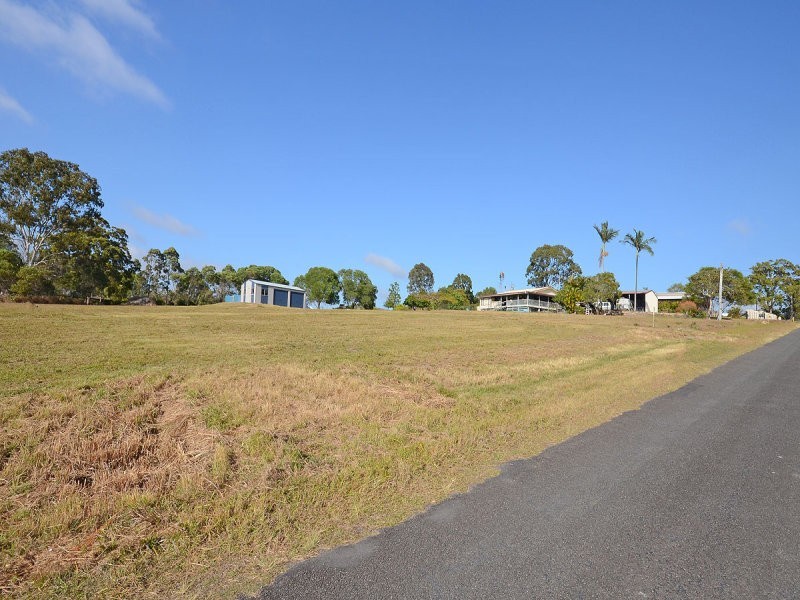 19 Swan Drive, Booral QLD 4655