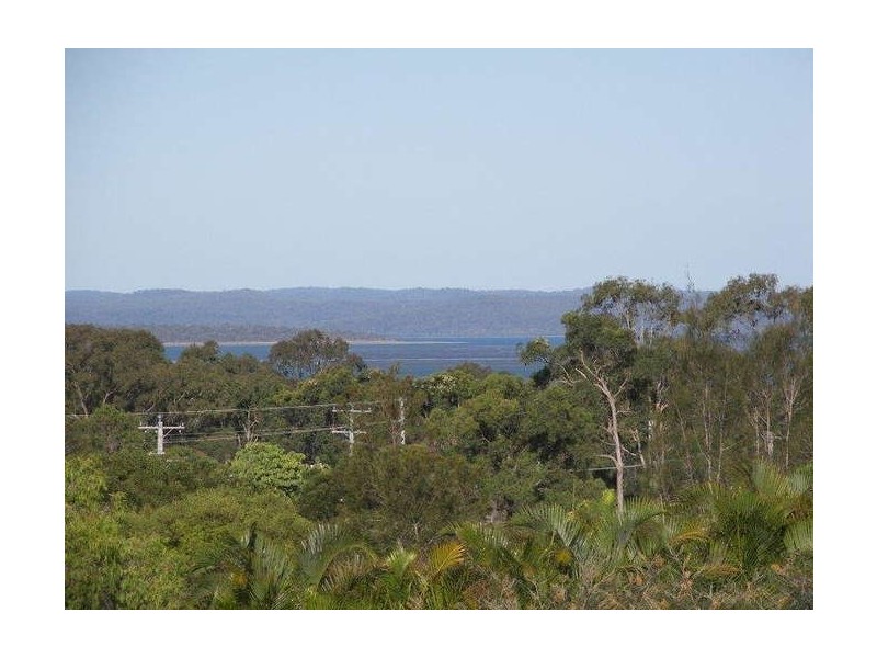 19 Swan Drive, Booral QLD 4655