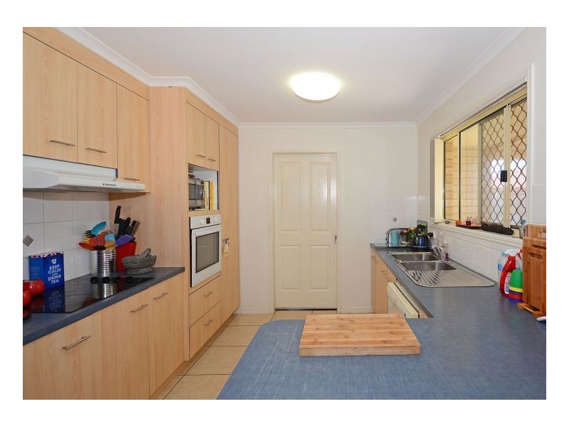 21 Joselyn Drive, Point Vernon QLD 4655