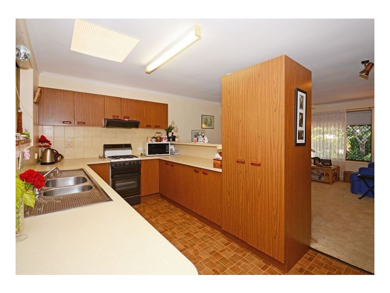 36 Wattle Street, Point Vernon QLD 4655