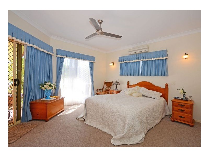 146 Truro Street, Urangan QLD 4655