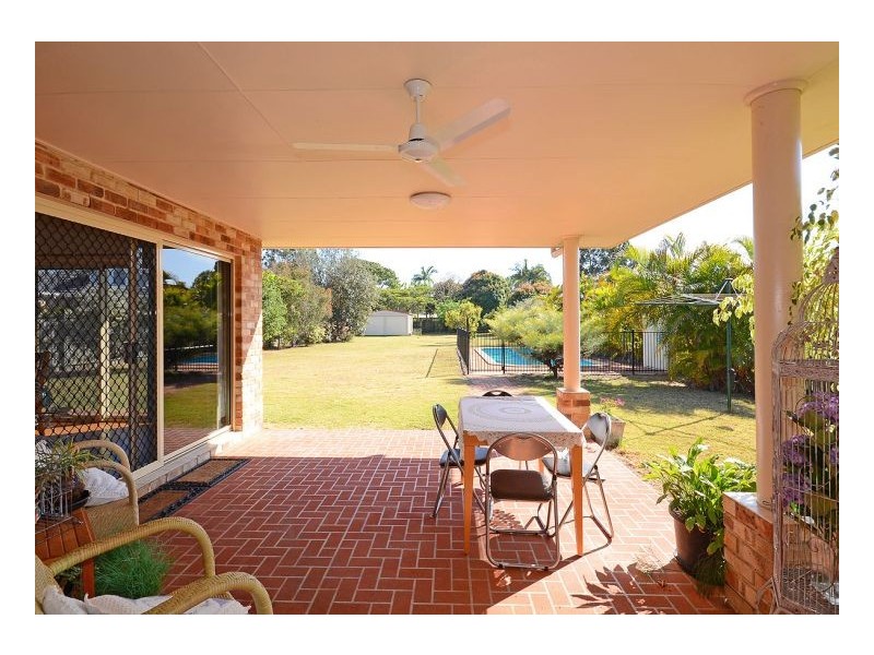146 Truro Street, Urangan QLD 4655