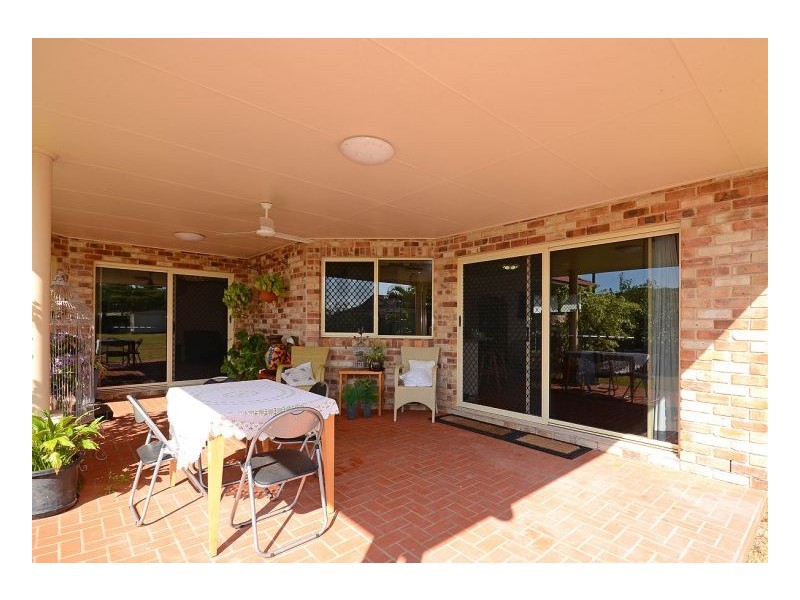 146 Truro Street, Urangan QLD 4655