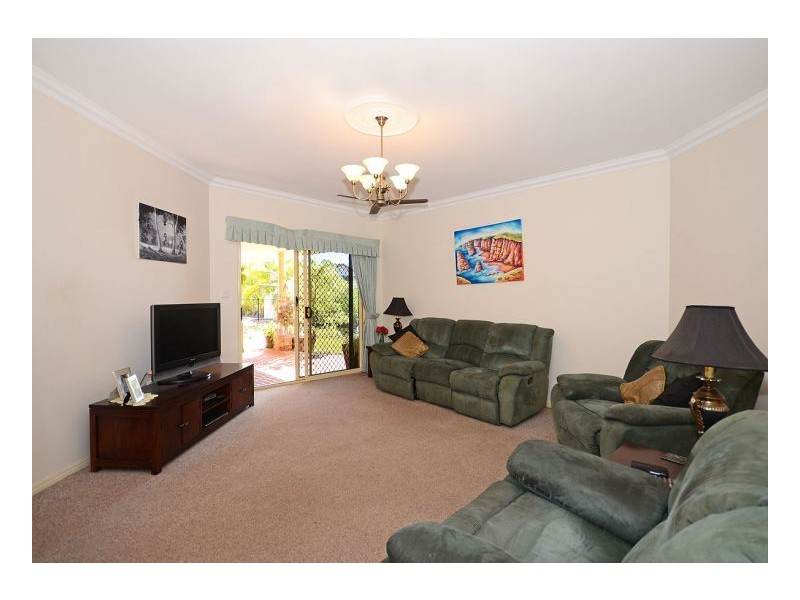 146 Truro Street, Urangan QLD 4655