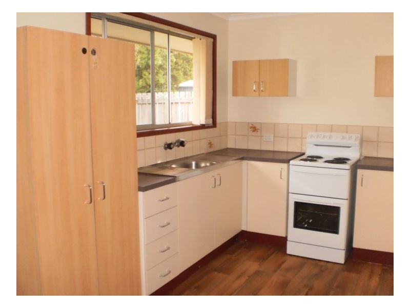 74 Limpus Street, Urangan QLD 4655