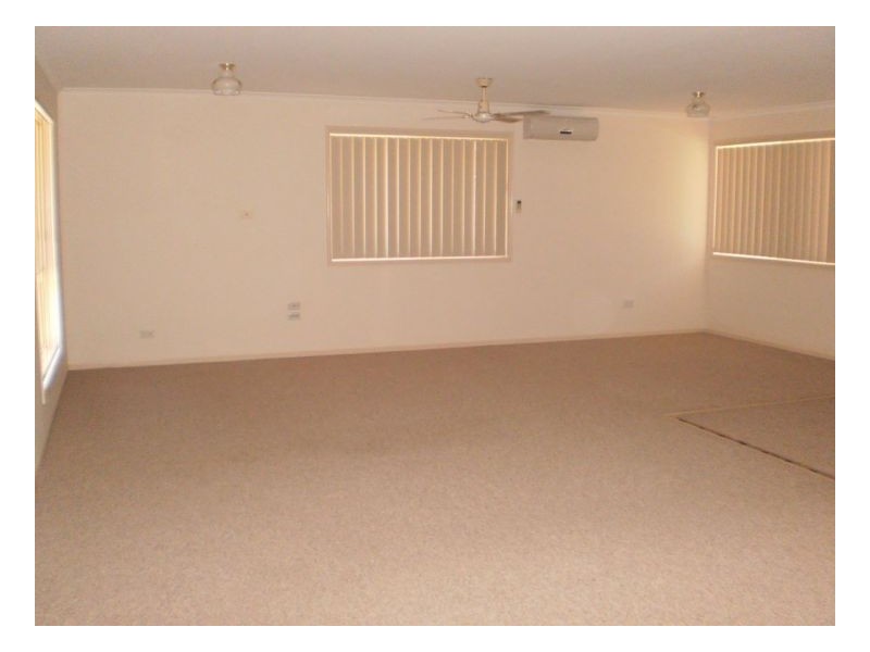 39 Kingfisher Parade, Toogoom QLD 4655