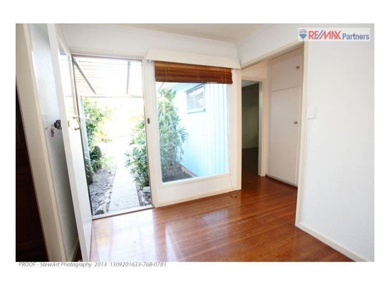 86 Christensen Street, Urraween QLD 4655