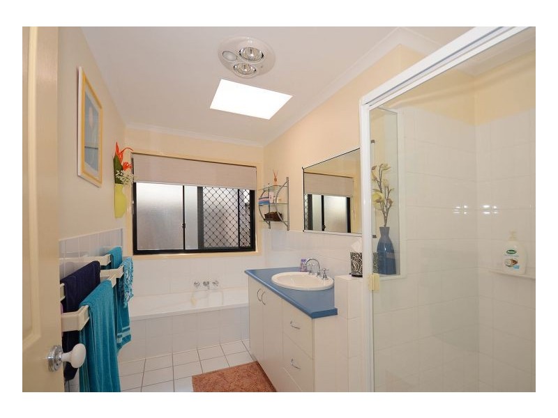 86 Christensen Street, Urraween QLD 4655