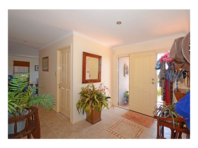 86 Christensen Street, Urraween QLD 4655