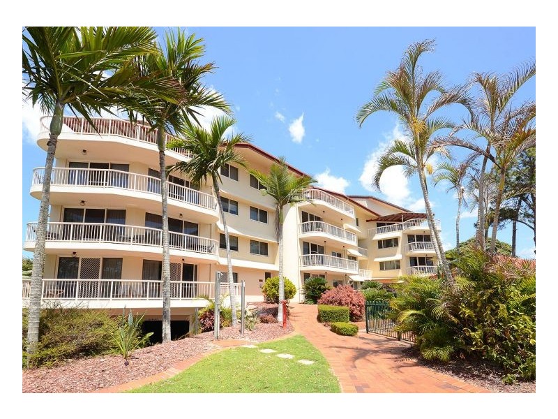 20/451 Esplanade, Torquay QLD 4655