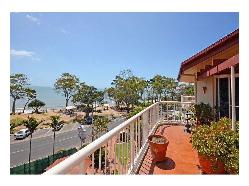 20/451 Esplanade, Torquay QLD 4655