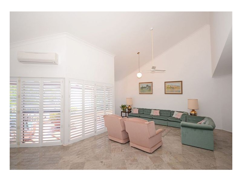 20/451 Esplanade, Torquay QLD 4655