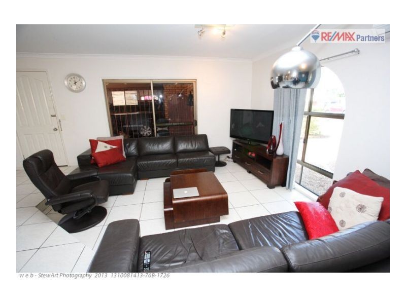 8 Mayfair Street, Point Vernon QLD 4655