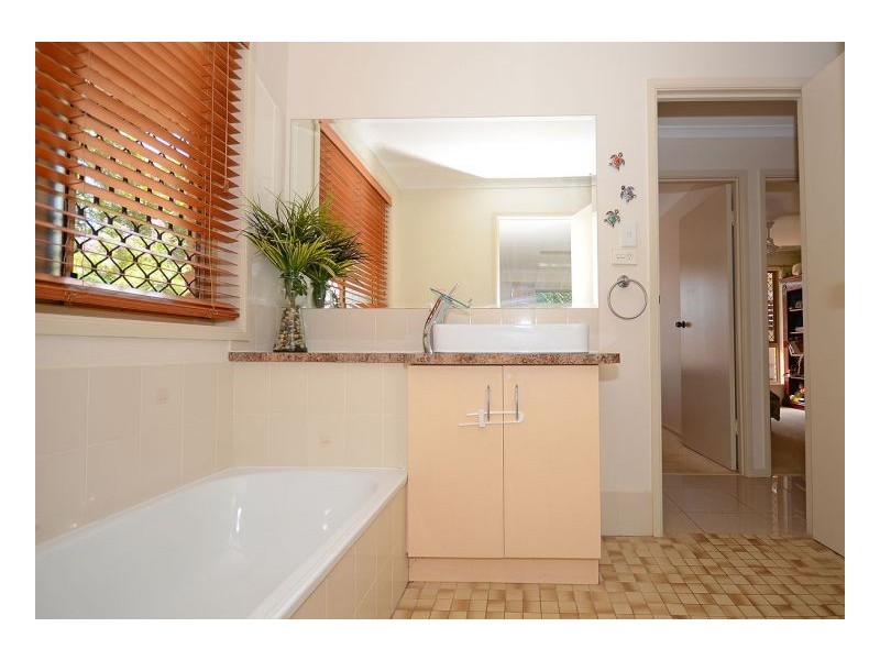 20 Areca Drive, Kawungan QLD 4655