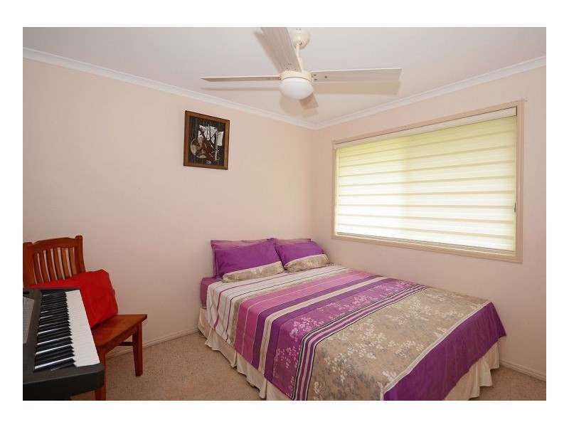 6 Carrie Court, Torquay QLD 4655