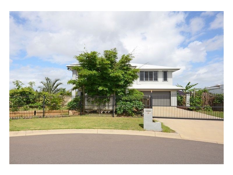 9 Beachside Court, Toogoom QLD 4655