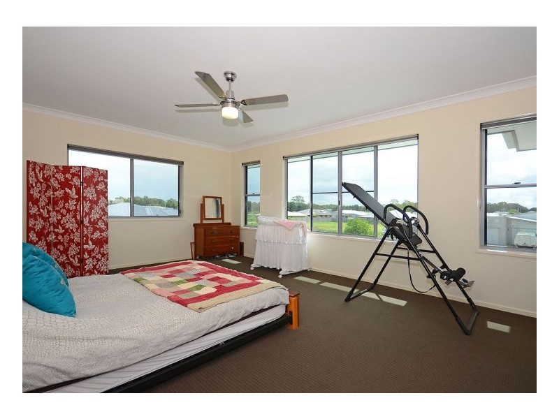 9 Beachside Court, Toogoom QLD 4655