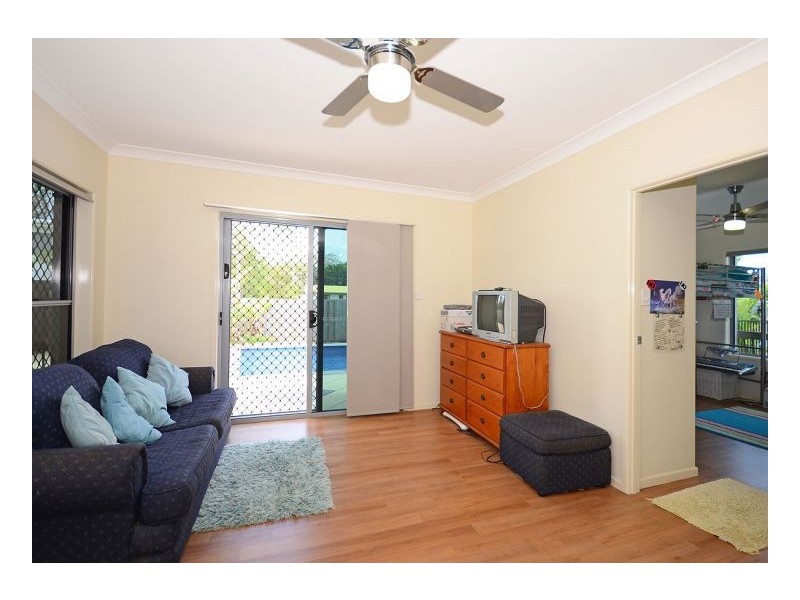 9 Beachside Court, Toogoom QLD 4655