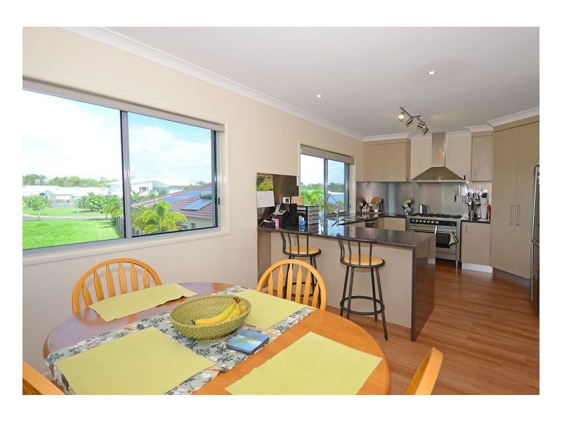 9 Beachside Court, Toogoom QLD 4655