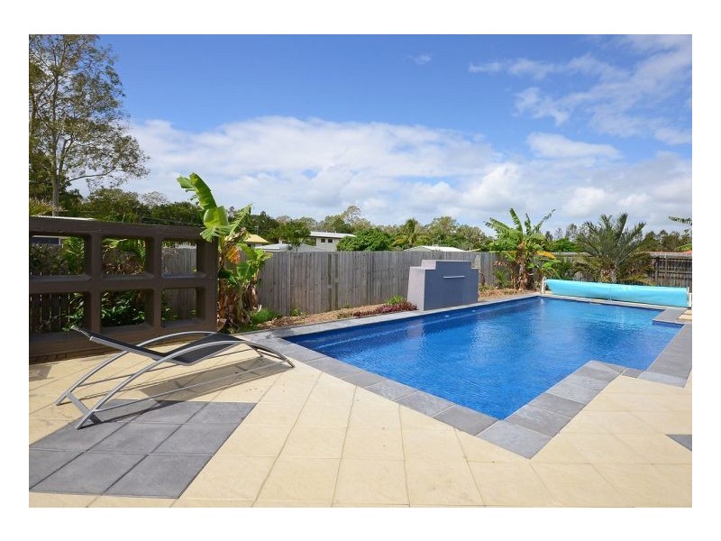 9 Beachside Court, Toogoom QLD 4655