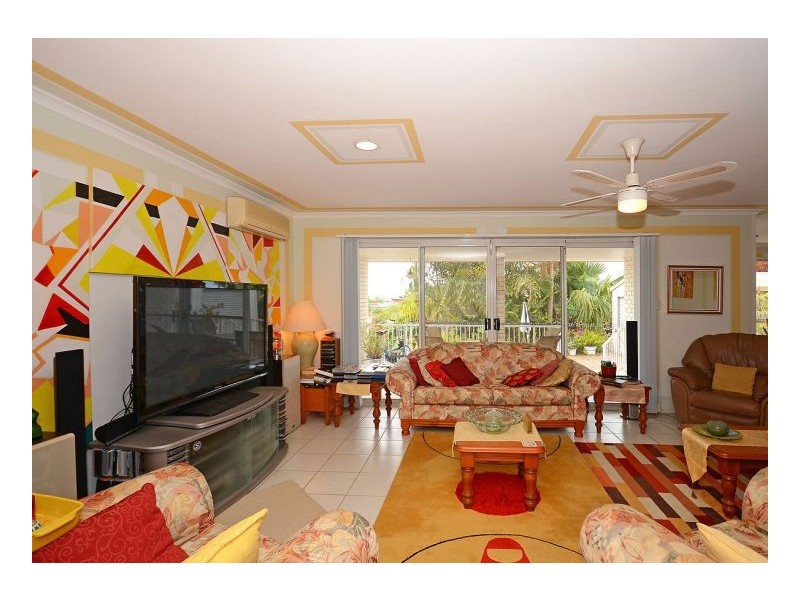 95 Christensen Street, Urraween QLD 4655