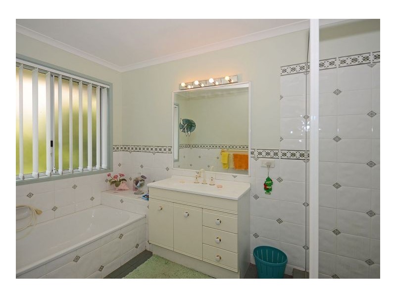 95 Christensen Street, Urraween QLD 4655