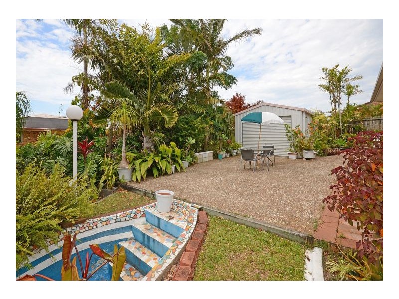 95 Christensen Street, Urraween QLD 4655