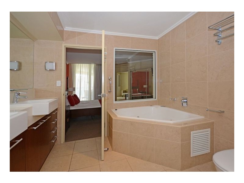 Unit 412 ‘peppers Pier Resort’ 569 Esplanade, Urangan QLD 4655