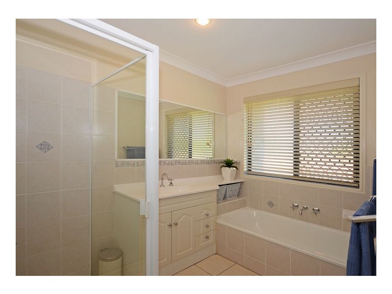 15 Rathdowne Court, Urraween QLD 4655