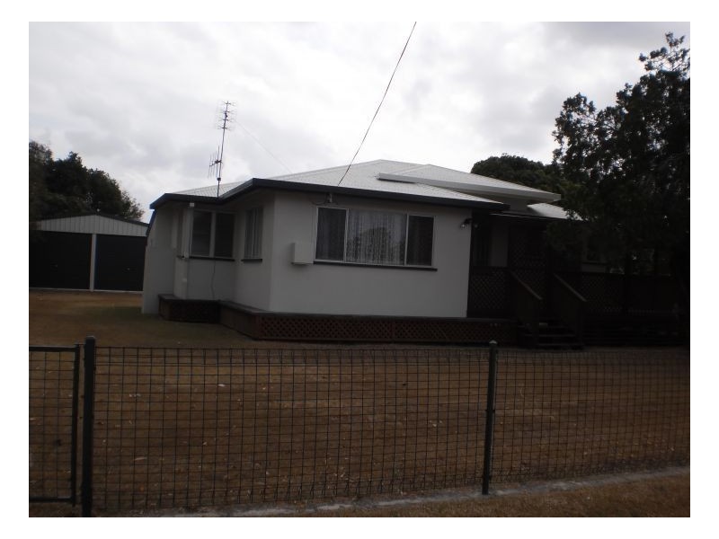 175 Long Street, Point Vernon QLD 4655