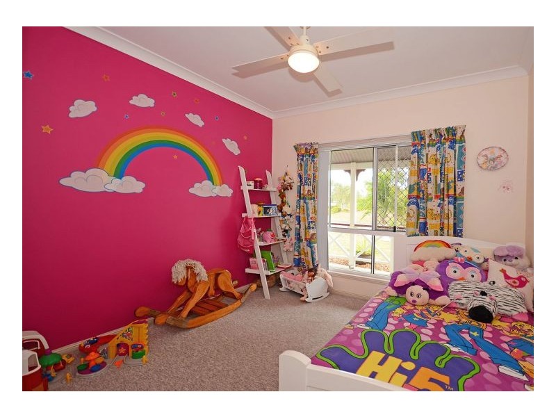 21 Oakes Drive, Burrum Heads QLD 4659