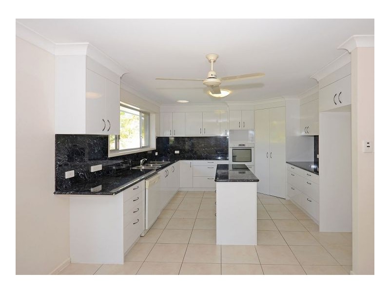 91 Urangan Street, Torquay QLD 4655